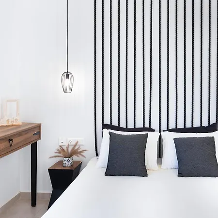 Lemonia Comfort Studio Triple Apartmán *